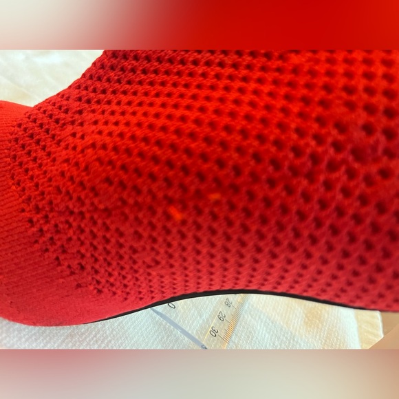 MIA McKinley Perforated Red Sock Booties, sz 9 high heels stilettos - Picture 3 of 8